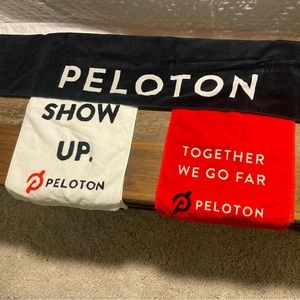 NWOT-Peloton Core Sweat Towel Set (3)
